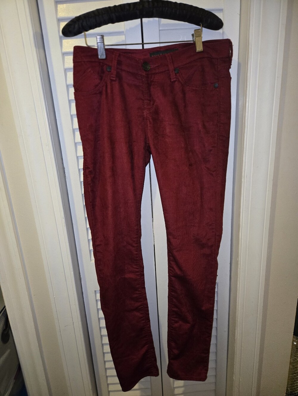 Rock & Republic Burgundy Red Corduroy Low Rise Skinny Pants Size 4 Soft Ribbed - Picture 2 of 12